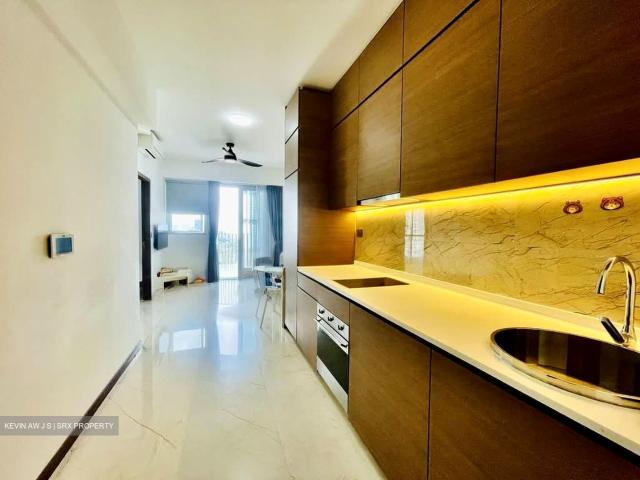 Queens Peak D3, Condominium