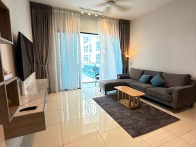 Queens residence Q1 1200sf fully furnished Seaview Queensbay