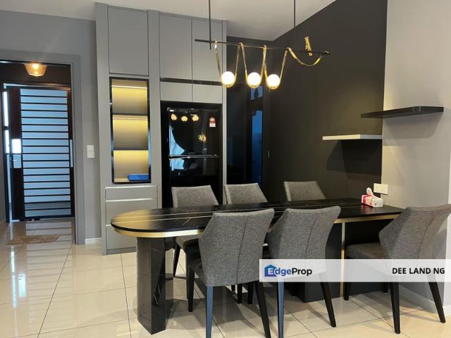 Queens Residences Q2