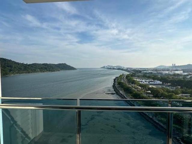 Queens waterfront 950sf Seaview Fully furnished
