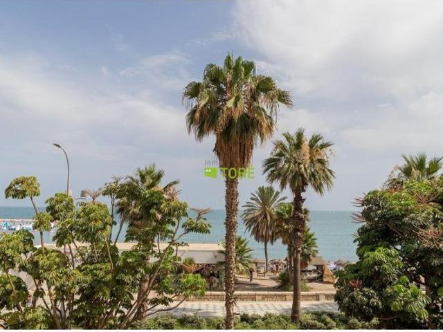 ¿Quieres vivir en el Centro de Málaga y en primera línea de playa?