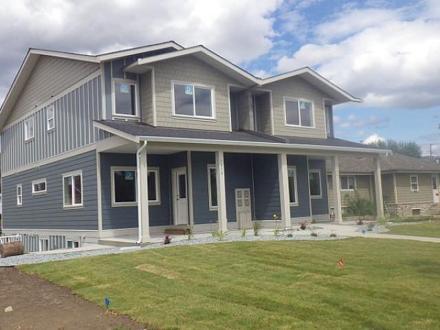 Quiet 1/2 Duplex 3 Bed 2.5 Bath