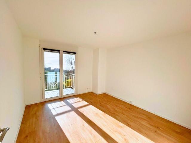 Quiet villa just a stone’s throw from amenities!
