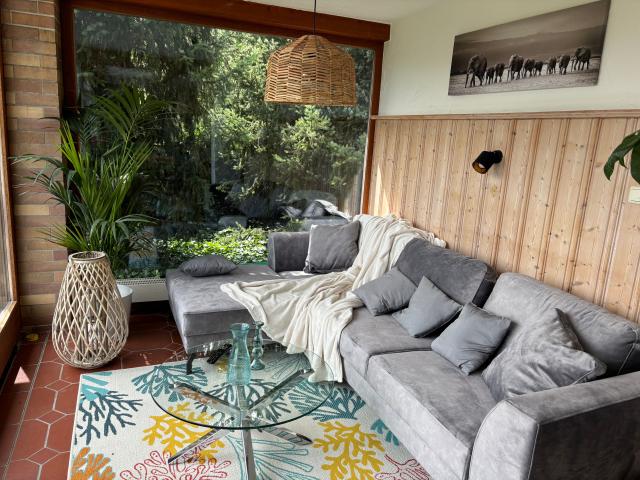 Quiet, beautiful suite close to city center