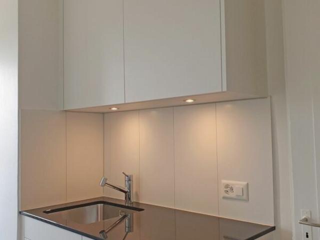 quiet, bright apartment with balcony