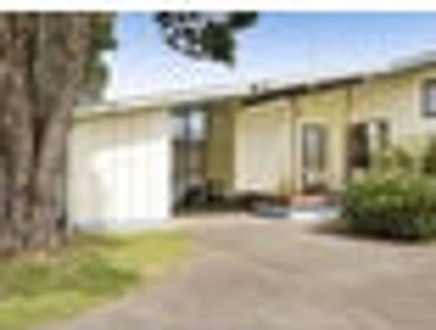 Quiet Cul De Sac Living