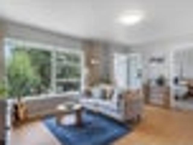 Quiet Cul de Sac Living Sun, Space, Convenience