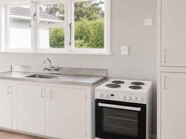 Quiet Green Oasis in Otara