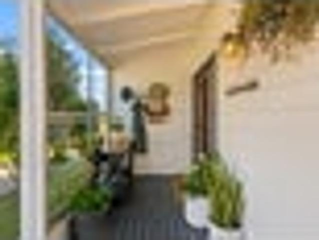 Quiet Peaceful Living in Prime Epsom