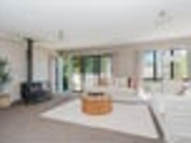 Quiet Position, Exceptional Space