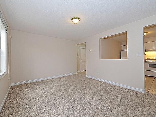 Quiet rent controlled 15 unit apartment building near Dow's Lake, Little Italy and the Glebe