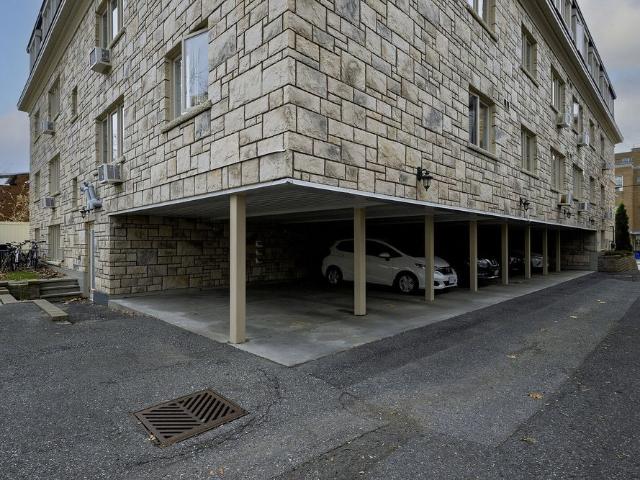 Quiet rent controlled 29 unit smoke free apartment building near Dow's Lake, Little Italy and the Glebe