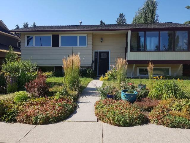 QUIET STREET, LAKE PRIVILEGES TO LK BONAVISTA, DOUBLE GARAGE, FINISHED BASEMENT