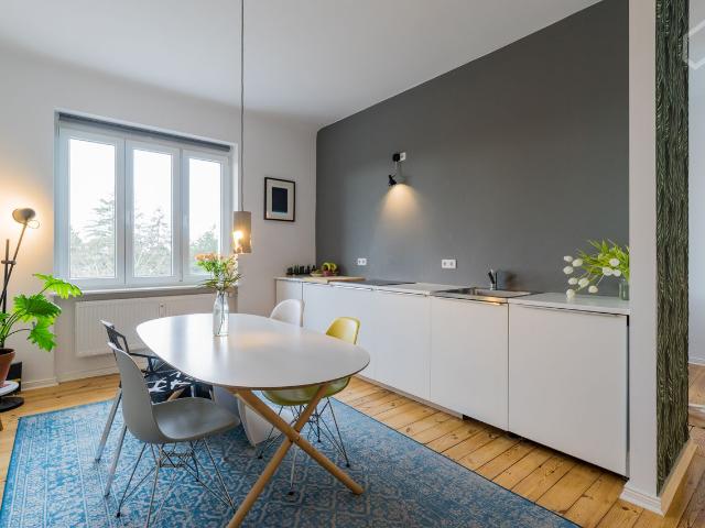 Quiet studio in Neukölln with sunset view, Berlin Amsterdam Apartments for Rent