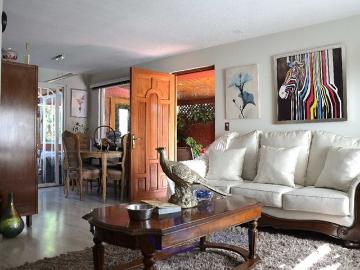 Quilicura, Hermosa casa remodelada, Valle Lo Campino 140310