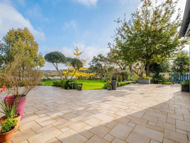 Quimiac: Maison en pierres 180m2 vue marais
