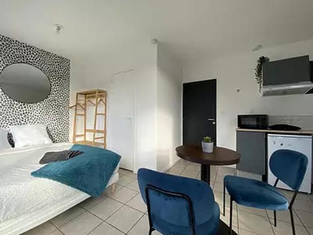 Quimper 29000 Location appartement 1 pièce t1 au dernier étage