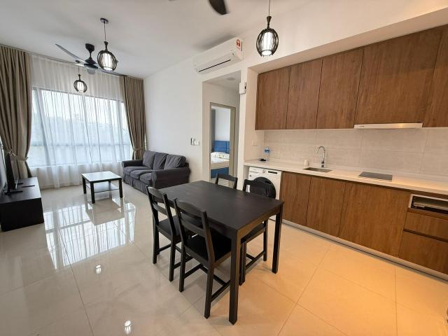 quinn residence, condominium
