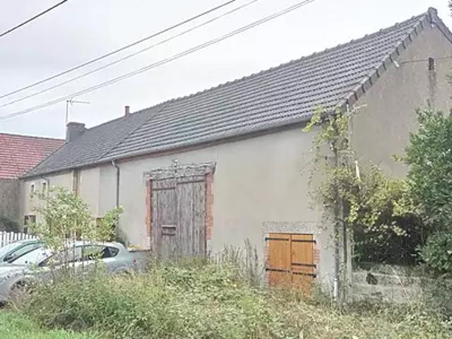 Quinssaines 03380 Achat / Vente maison 4 pièces t4 au dernier étage cave