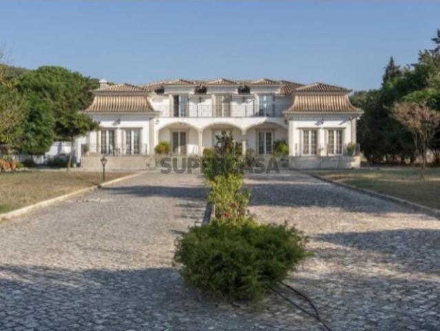Quinta com moradia em Vendas de Azeitão