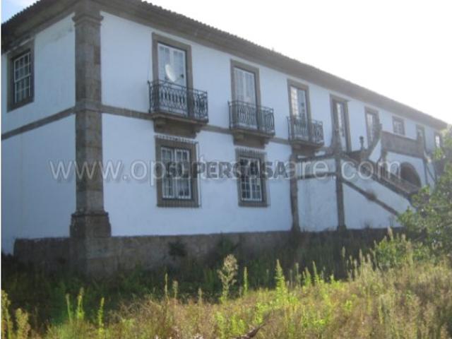 Quinta com casa senhorial Jovim