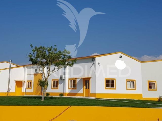 QUINTA com FÁBRICA DE GIN e CERVEJA ARTESANAL