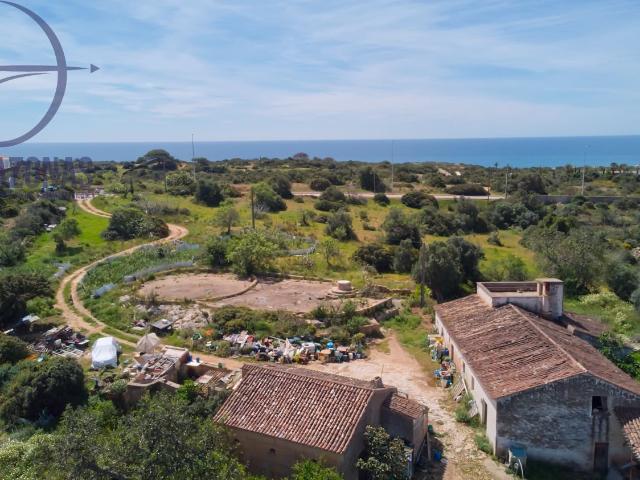 Quinta com vista mar para venda em Ferragudo 200m² Lagoa e Carvoeiro