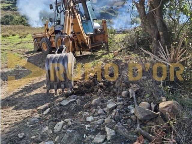 Quinta com 15.000 m², Vista Desafogada e Moradia para Recuperar São João dos Montes