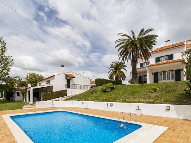 Quinta com 3 Habitações T5, T2 e T1 Vinha e Piscina | Vila. 0m² Vila Franca De Xira