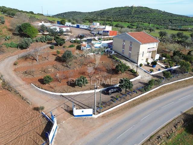 Quinta com 5825mts2 no Vedor, Elvas