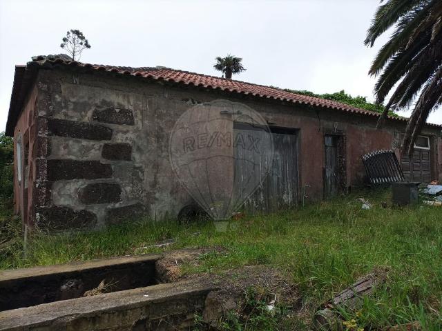 Quinta à venda em Vila do Porto