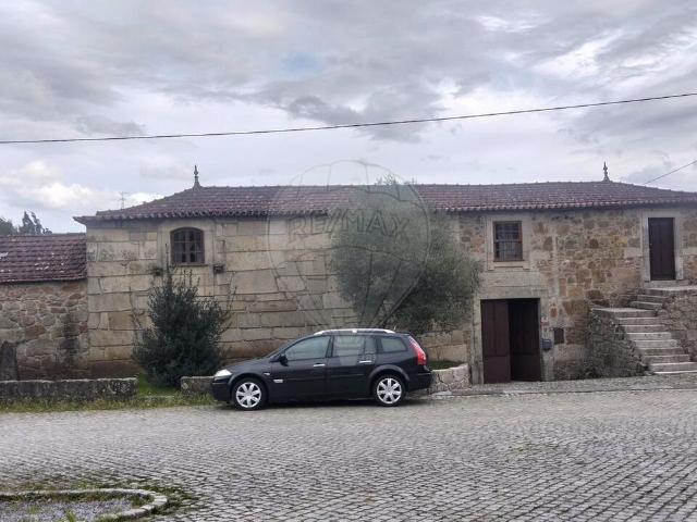 Quinta à venda em Santo Tirso