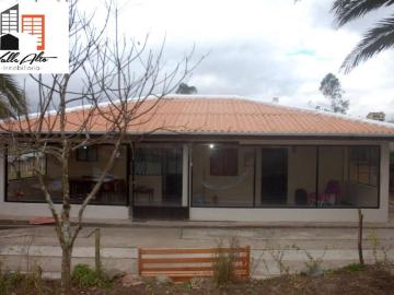 QUINTA AMPLIA CON CASAS EN VICTORIA DEL PORTETE. Quinta en Venta en Victoria del Portete. Victoria del Portete