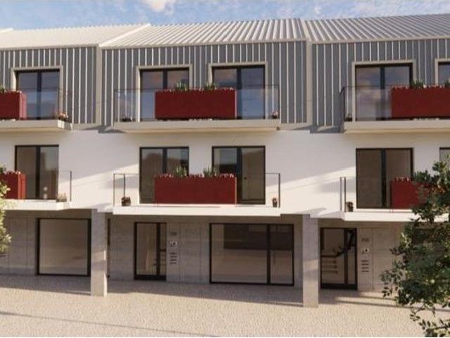 QUINTA DO CONDE LOTE P/ CONSTRUO DE 2 APARTAMENTOS T2 E LOJA C/.