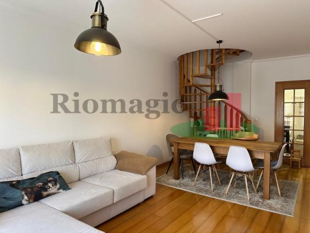 Quinta da Cutileira Apartamento T3+1 Duplex com Estacionamento em Caldas da Rainha