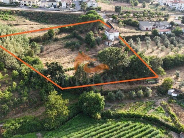 Quinta da Lameira com casa de habitação e terreno em Oliveir. 105m² Oliveira do Hospital e São Paio de Gramaços