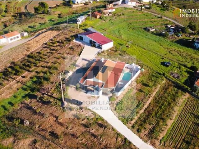 Quinta de Charme na Serra Algarvia | 7.280 m² | 44 Min de Faro