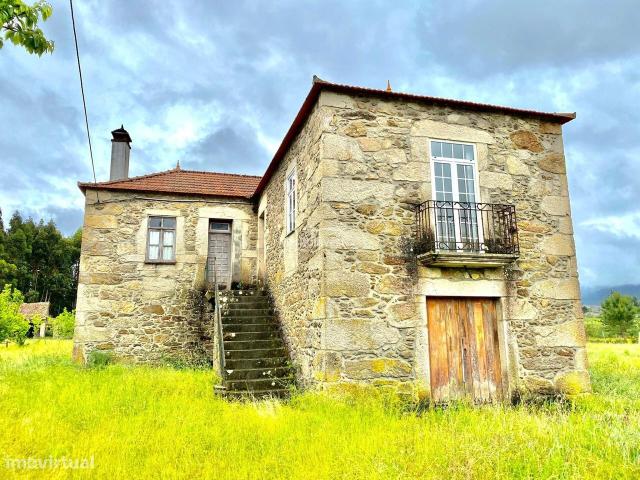 Quinta em Valena junto sada da A3