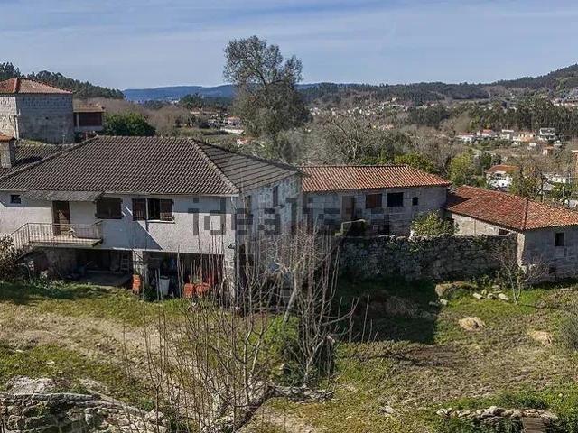 Quinta em Varziela, Sobradelo da Goma