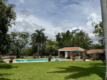 Quinta en Tequesquitengo