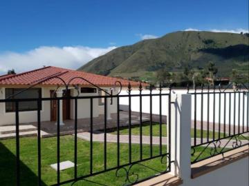 QUINTA EN VENTA Quinta en Venta en Latacunga Belisario Quevedo