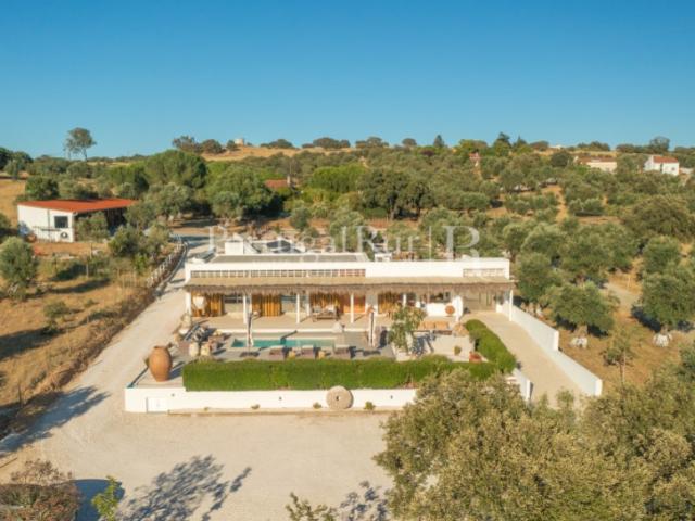 Quinta Equestre com Moradia T3 em Arraiolos