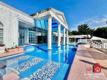 Quinta Estilo Grecorromano en Venta en Real del Puente, Xochitepec