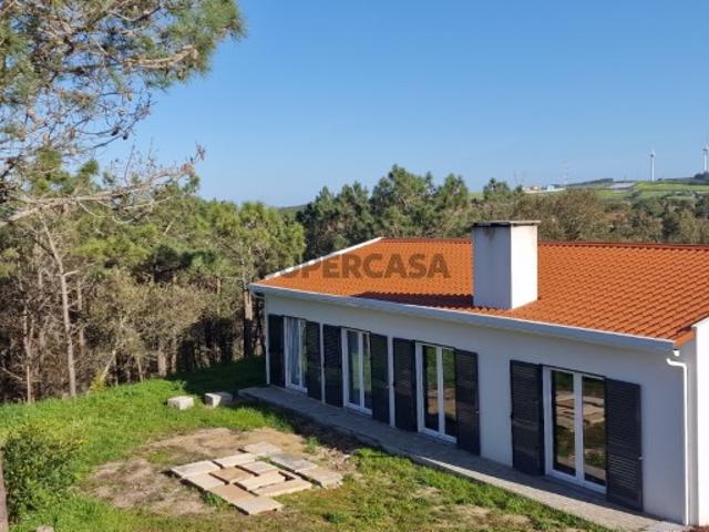 Quinta Exclusiva em Vale de Lobos Privacidade, Natureza e Conforto