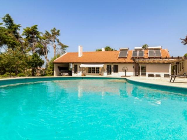 Quinta exclusiva 10.000 m² de natureza privada na Arrábida