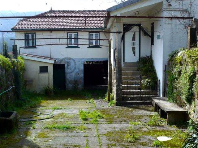 Quinta Minhota em Covas: Pedra, Água de Mina e Vistas Infinitas | 26064075469
