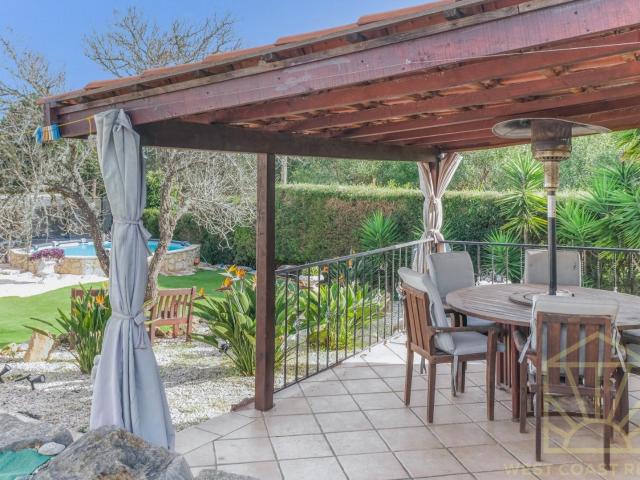 Quinta Renovada com Terreno