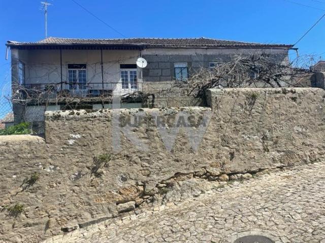 Quinta rural com 3 hectares completa com equipamentos e tractor