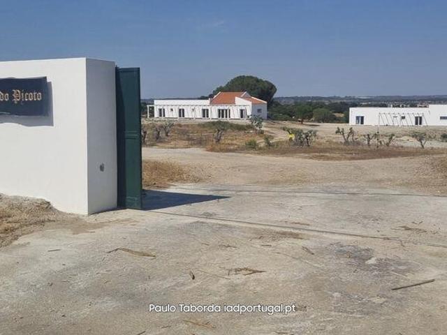 Quinta rural T6 em Alpalhão de 480 m²