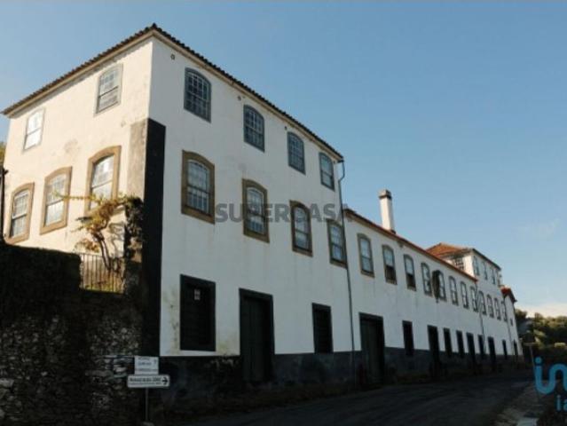 Quinta T14 em Vilarinho dos Freires de 1424,00 m²